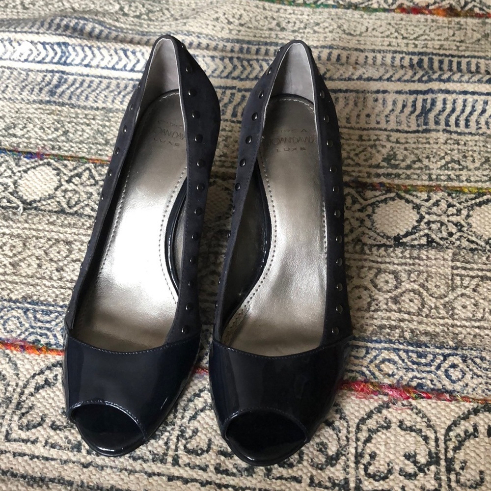 Circa Joan & David  heel open toed